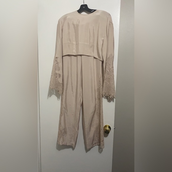 H&M Lace Matching Satin Set Bell Sleeve Top & Wide Leg Sheer Lace Pants XS Sz 4 - Picture 6 of 7